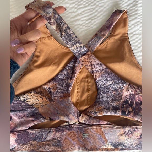 “Orchid Moonrock” Sports Bra 🦄 The No-Bounce Sports Bra by Fabletics 🦄 - Picture 4 of 7